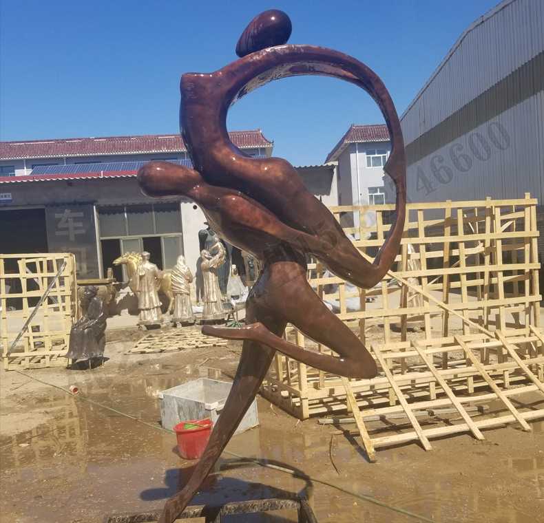 抽象舞蹈人物銅雕塑，銅男女跳舞雕塑，抽象銅人物雕塑