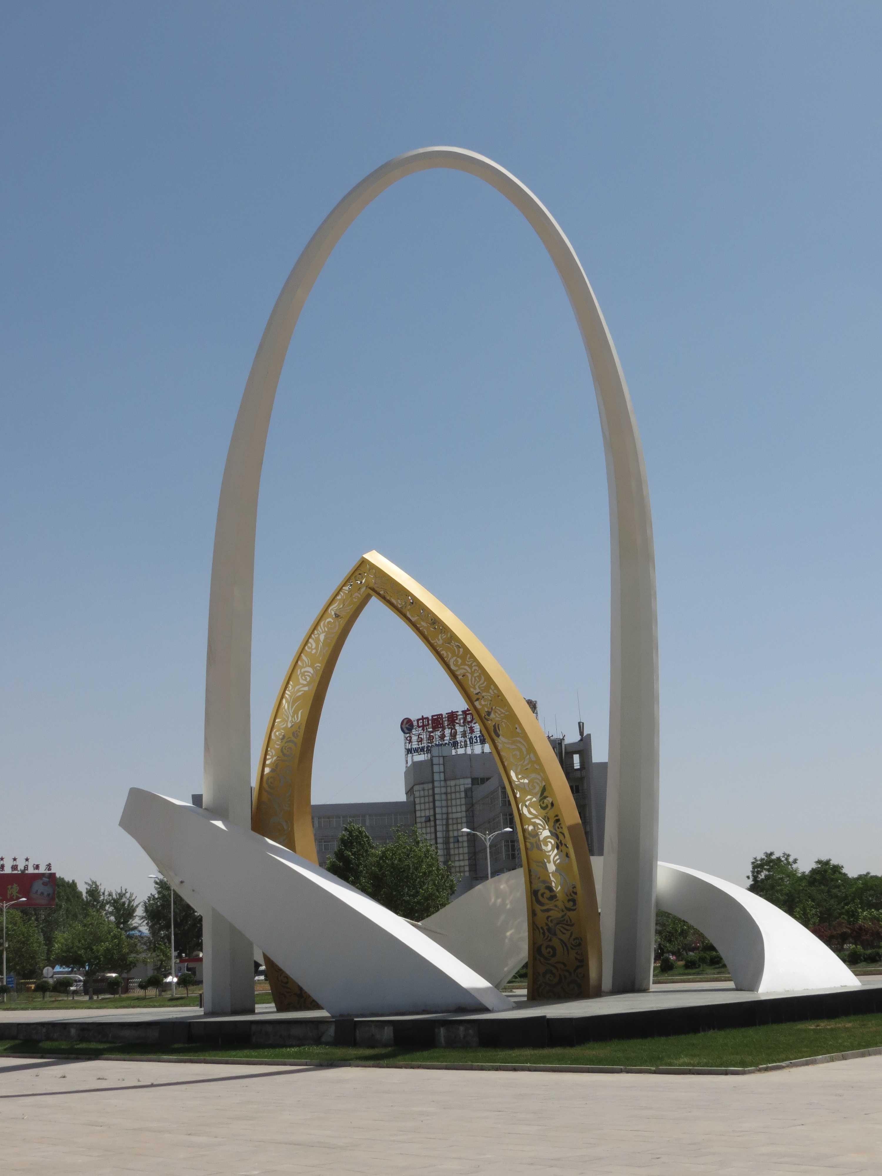 機(jī)場(chǎng)景觀雕塑，大型廣場(chǎng)標(biāo)志，廣場(chǎng)大型雕塑